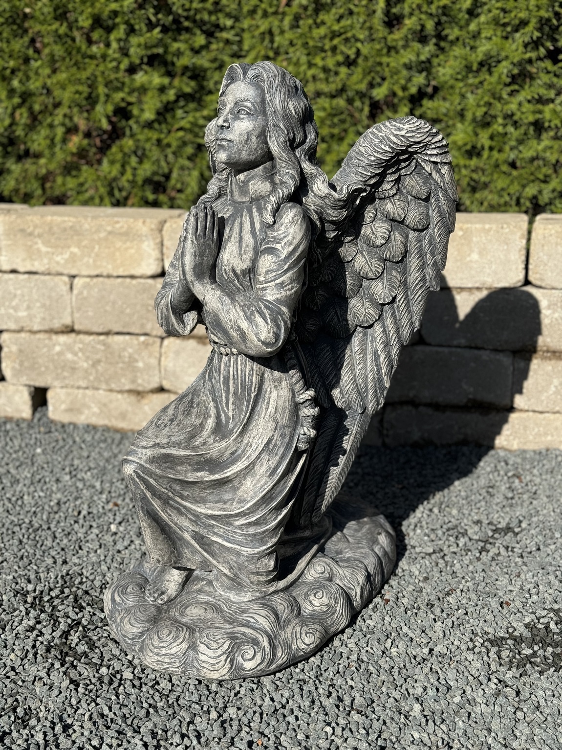 Kneeling Angel