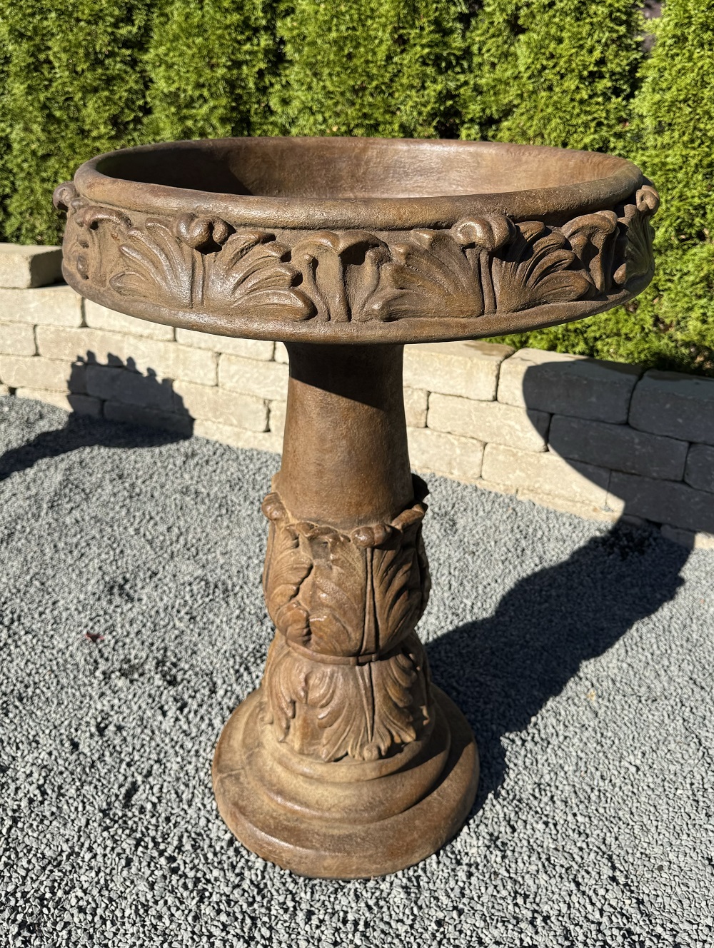 Grande Acanthus Birdbath