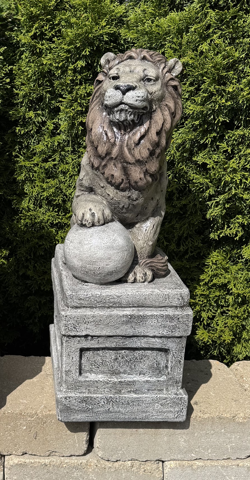 Castle Lion On Orb (Facing Right)