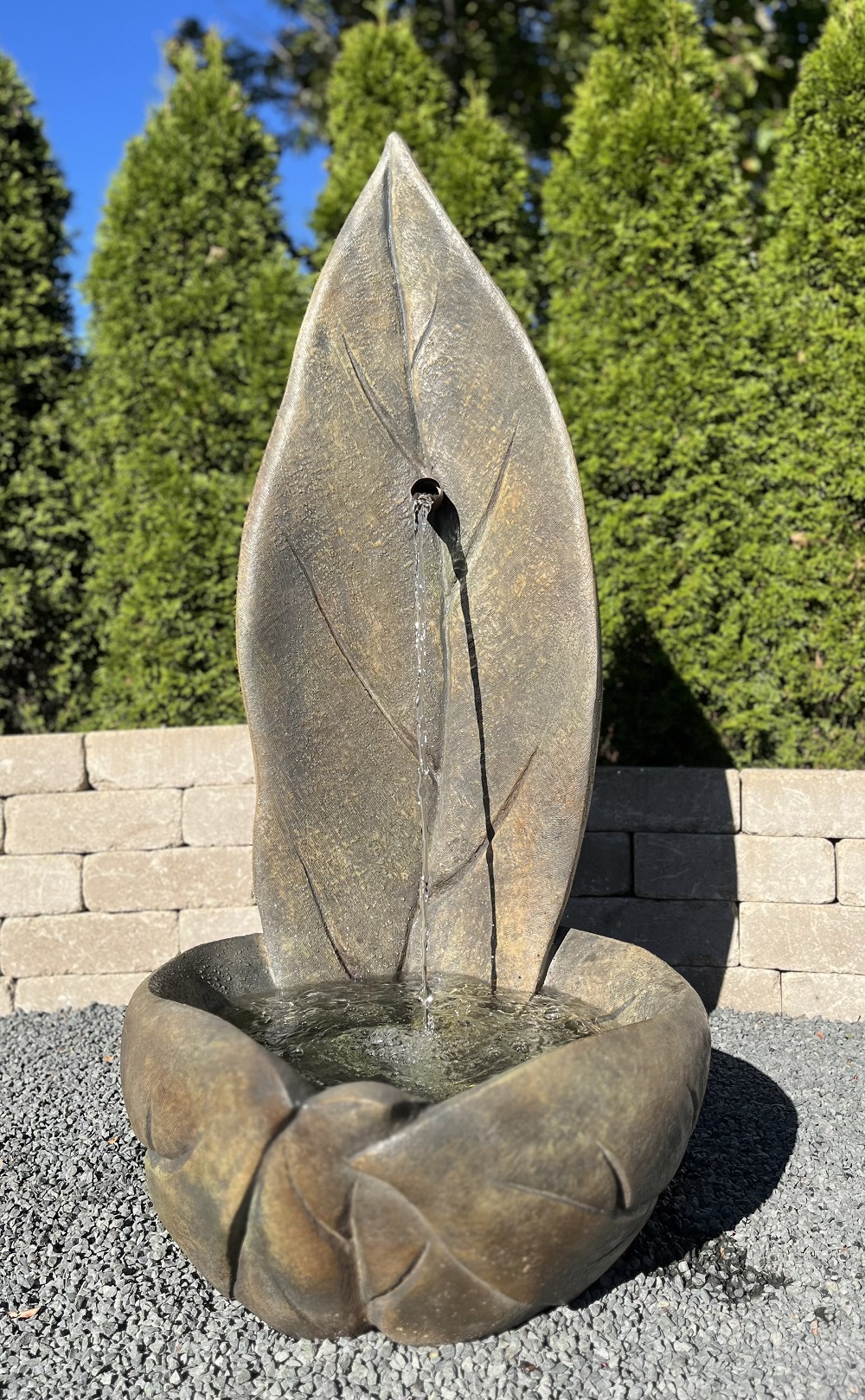 Standing Leaf Fountain