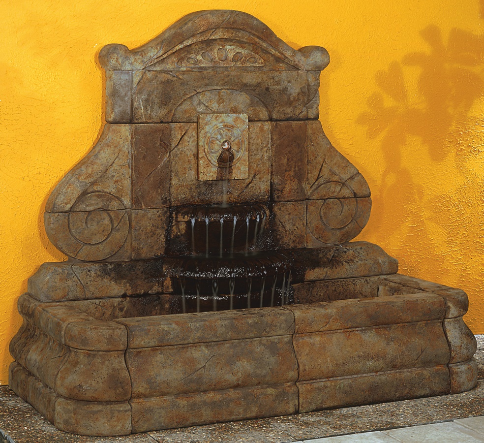 Avignon Rosette Fountain