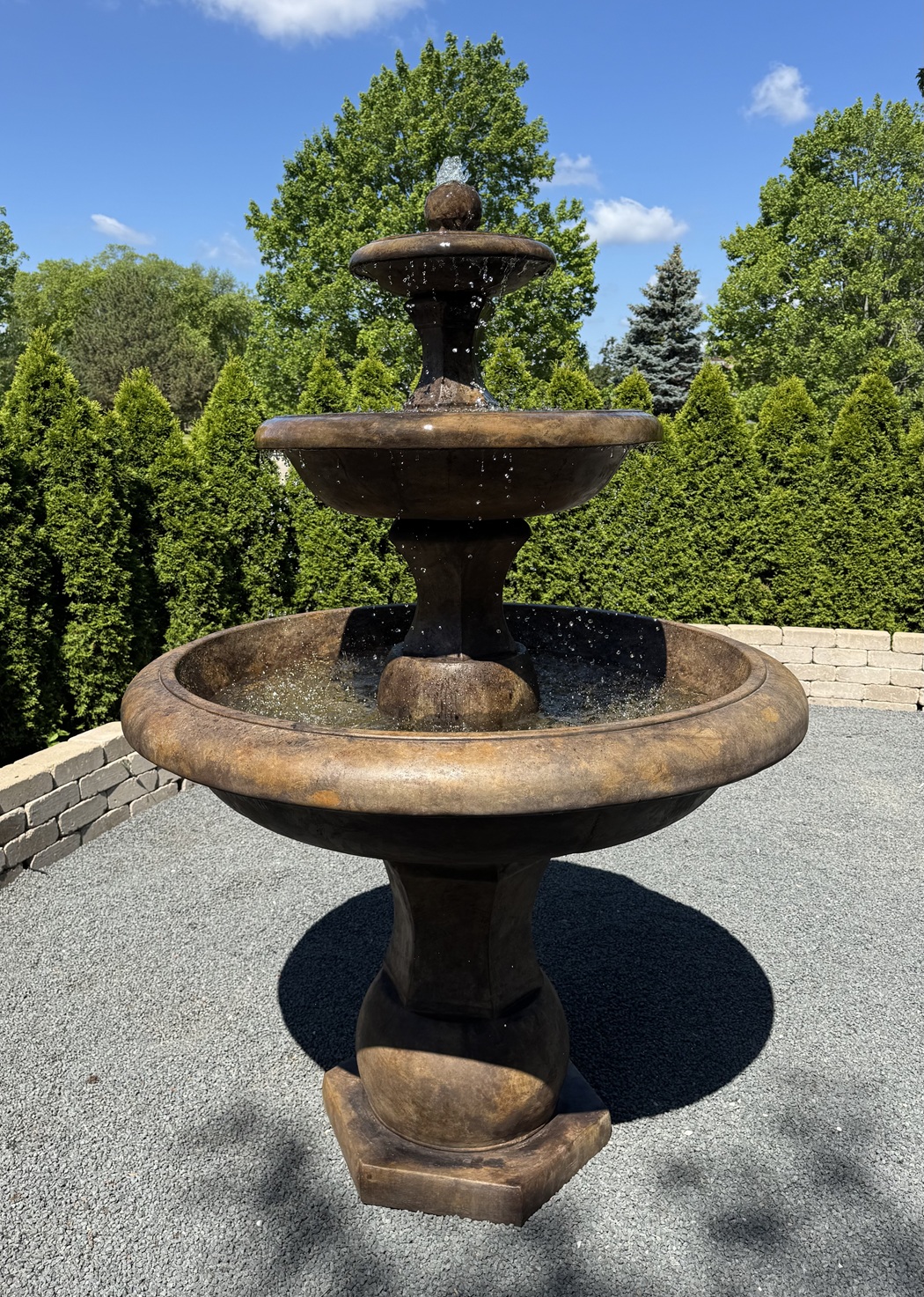 Grande Barrington Fountain