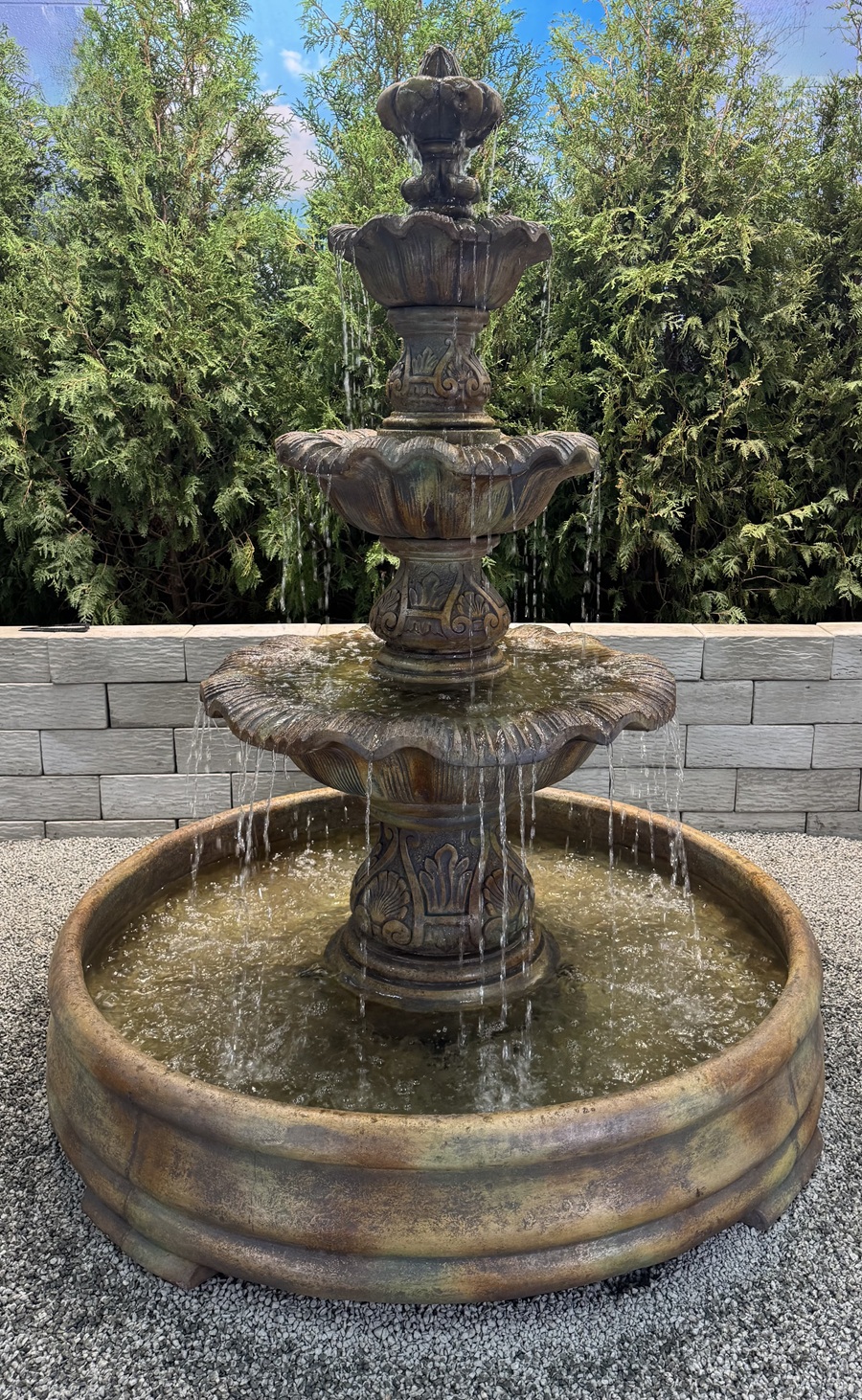 Renaissance Three-tier Fountain in Grando Pool